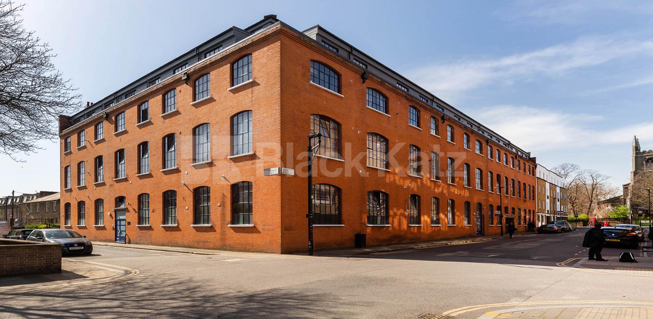 			NEW INSTRUCTION!, 2 Bedroom, 1 bath, 1 reception Apartment			 Dove Road, CANONBURY-ISLINGTON